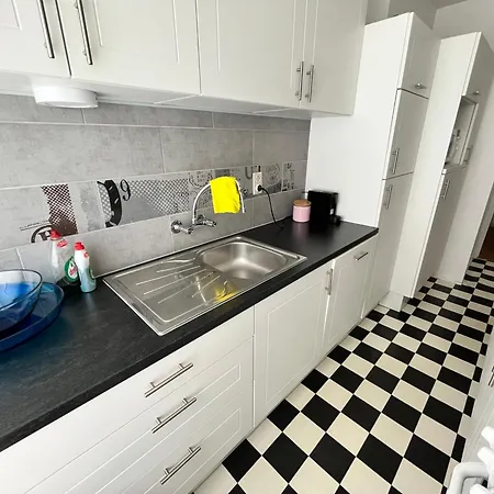 Spacious 2 Bedroom App In The Center With Balcony アパート *