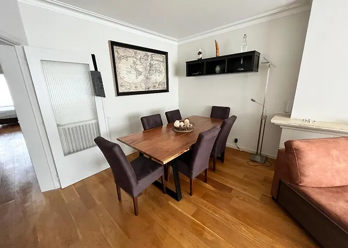 Spacious 2 Bedroom App In The Center With Balcony Διαμέρισμα Γάνδη